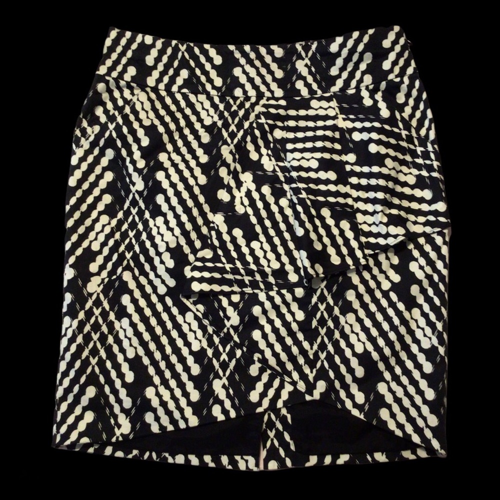 COPY - COPY - THE LIMITED SKIRT